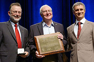 Quantum Design Co-Founder Dr. Michael Simmonds Receives the 2016 IEEE Award Quantum Design Co-Founder Dr. Michael Simmonds Receives the 2016 IEEE Award